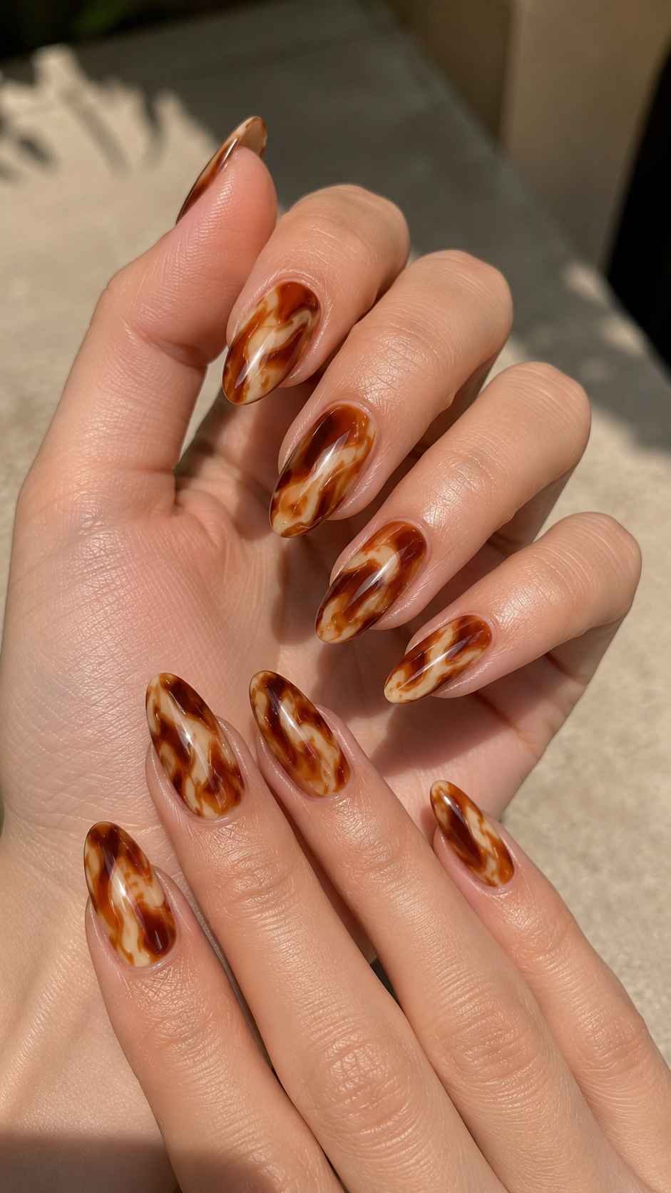 Swirl Cream Through Tobacco Brown