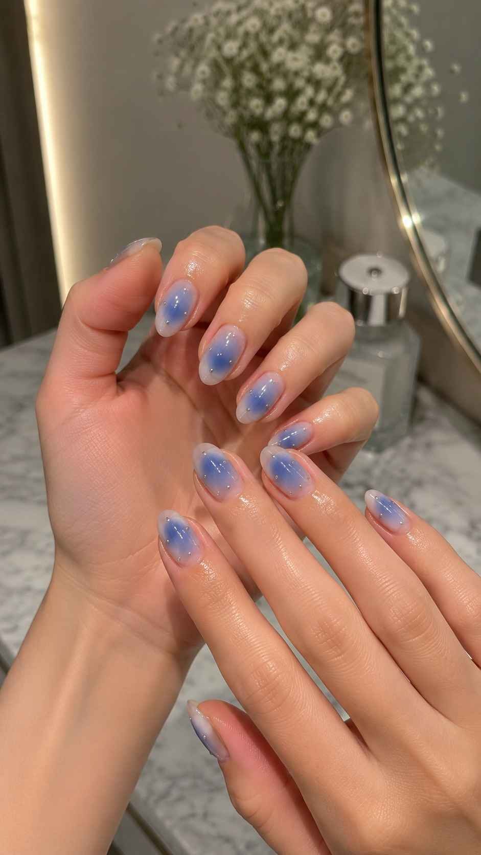 Finish With Tiny Silver Halo Points