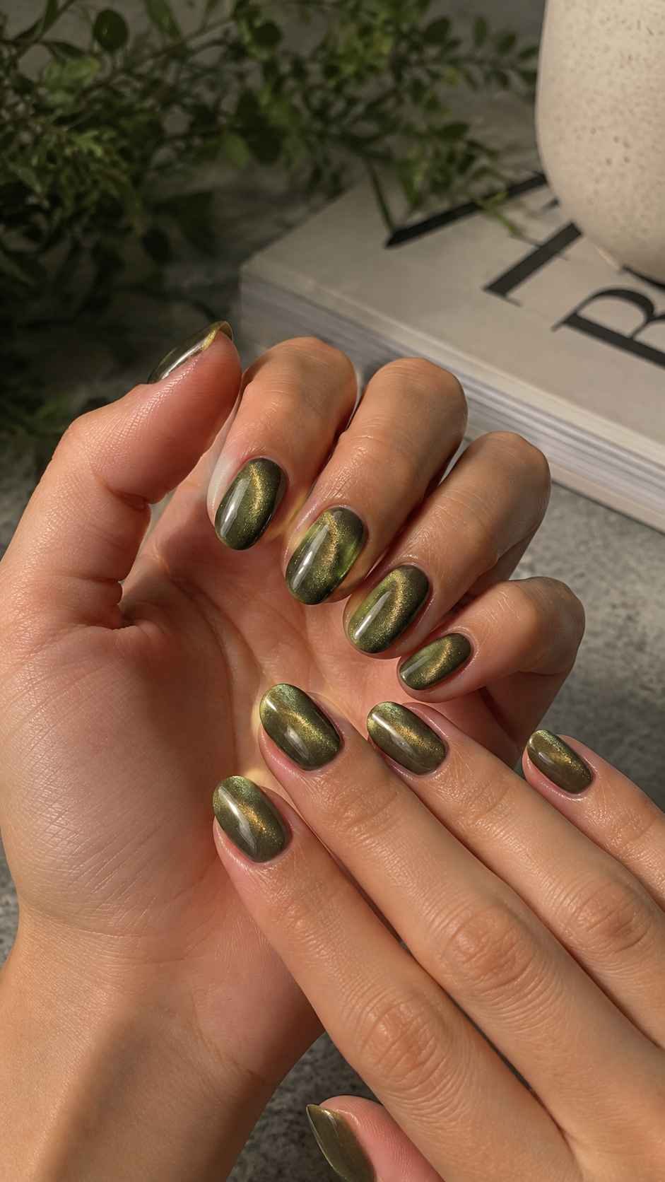 Matcha Cat Eye With a Velvet Center