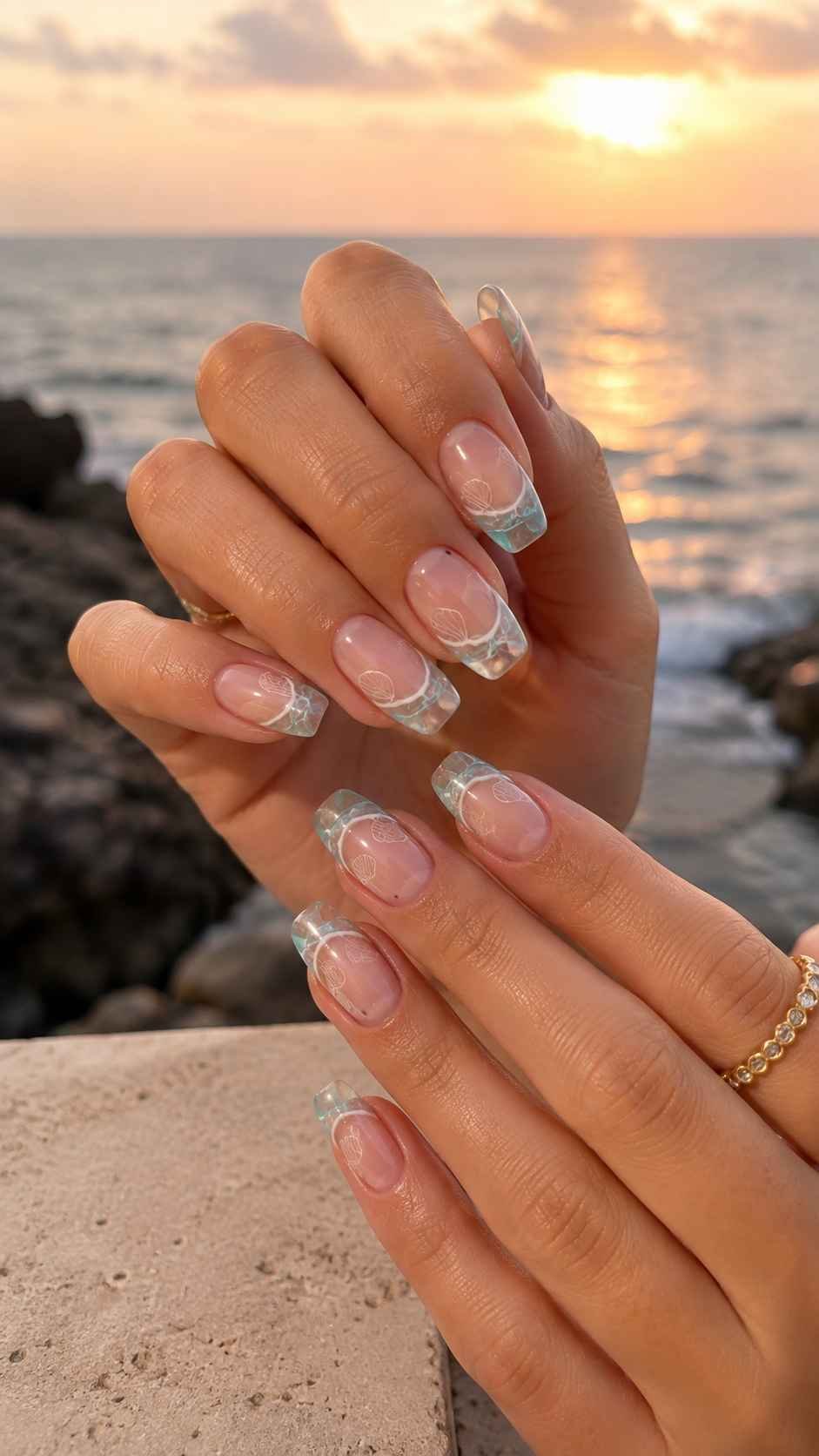 Ocean Window Tips With Tiny Shell Lines