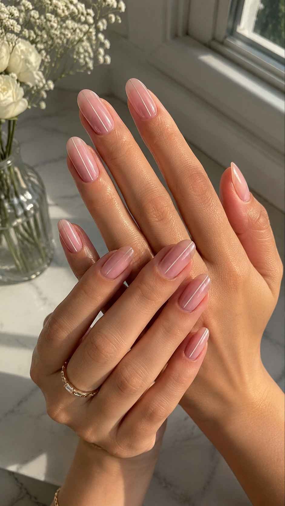 Slim Line Designs That Visually Lengthen the Nails