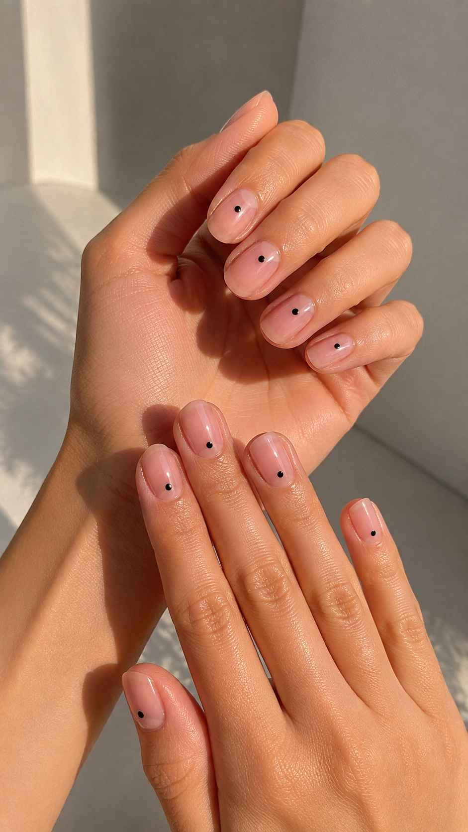Use One Spotlight Dot Per Nail